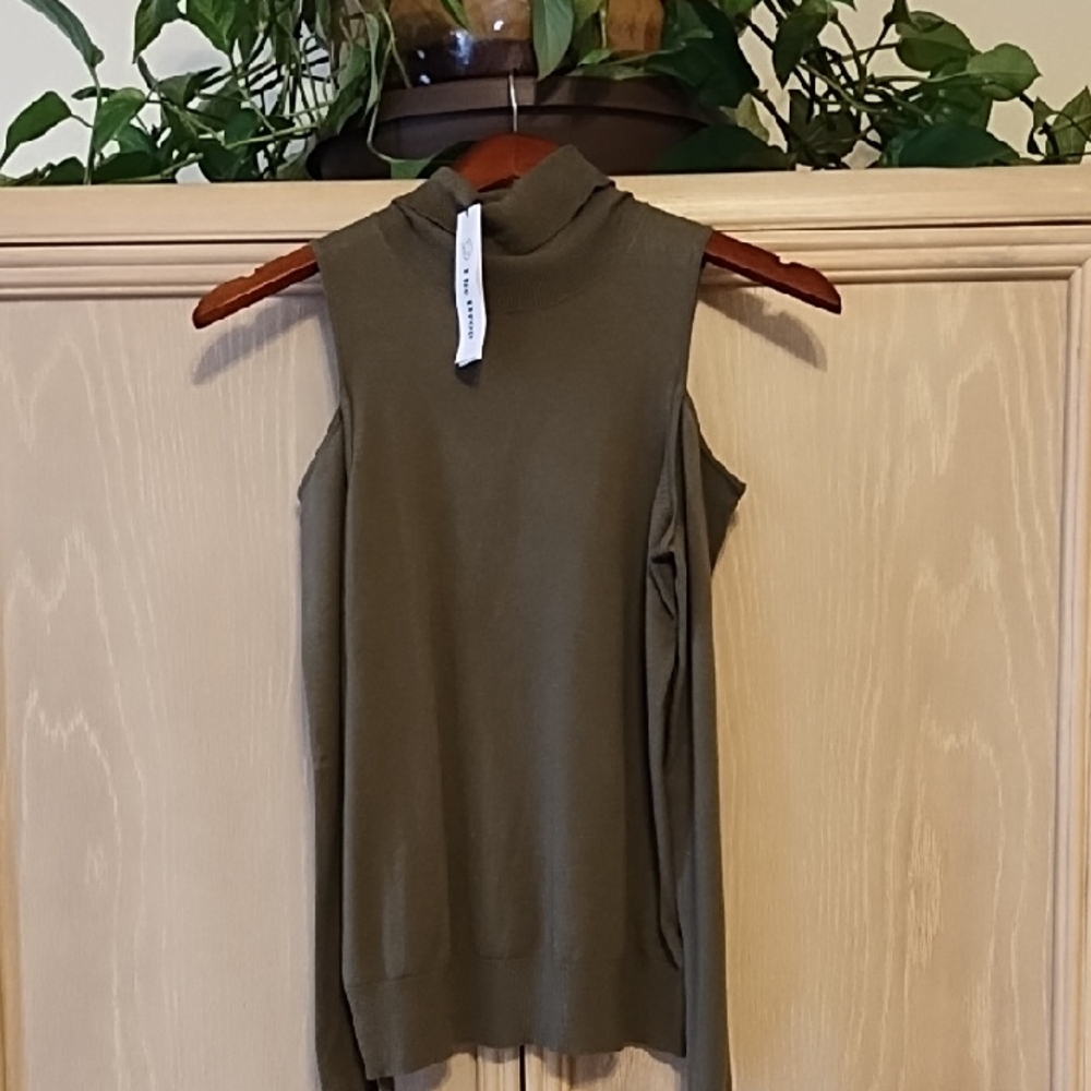 Elegant Olive Sleeveless Top